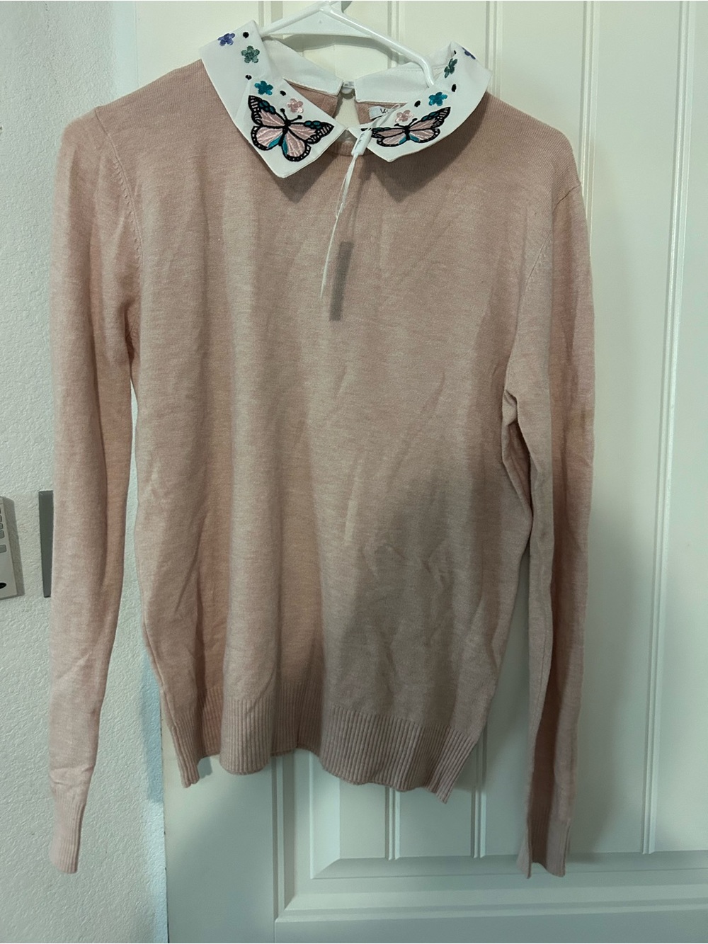 Vila milano Embroidered Butterfly Collar Pink Crewneck Sweater